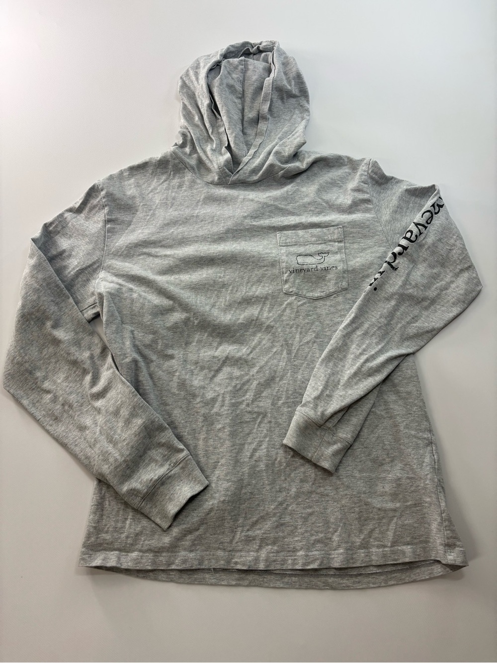 Vineyard Vines Whale Long Sleeve Hoodie Shirt Mens Size Small Grey Shirt